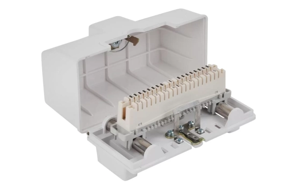Коробка КРТП-В/10-Р плинт ПВТ, замок, ключ универсальный ССД