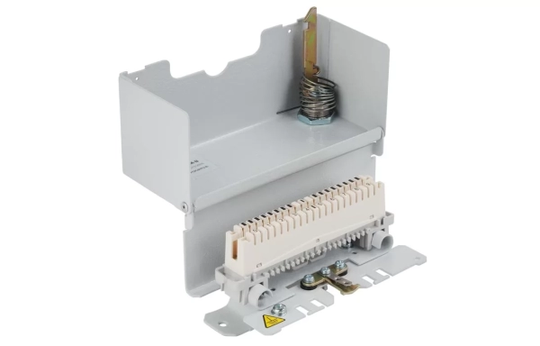 Коробка КРТМ-В/10-Р плинт ПВТ, замок, ключ универсальный ССД